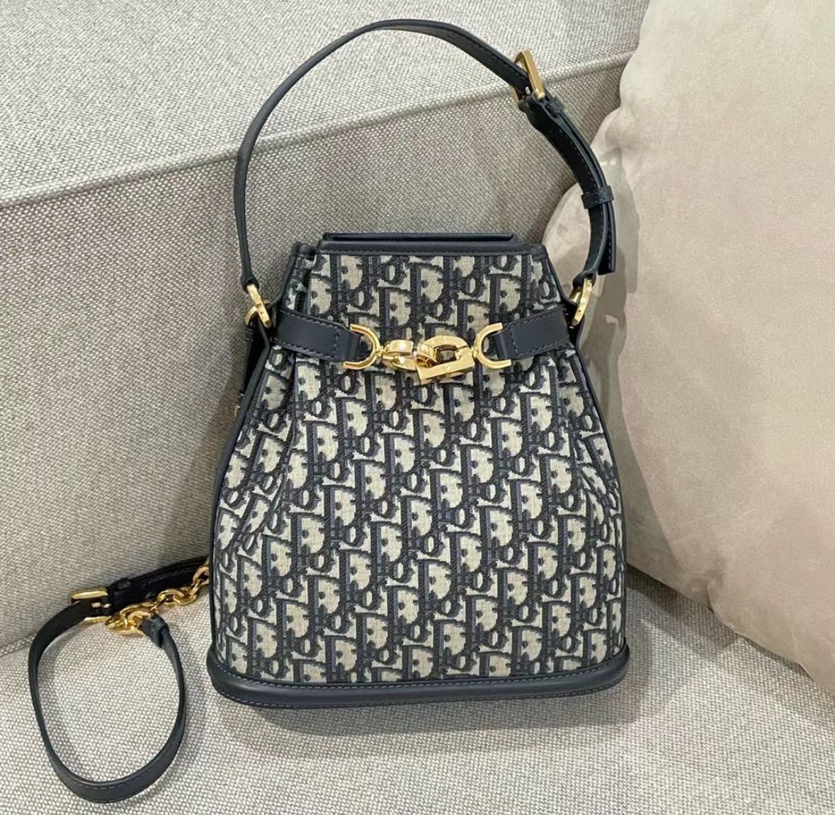 Dior bucket bag