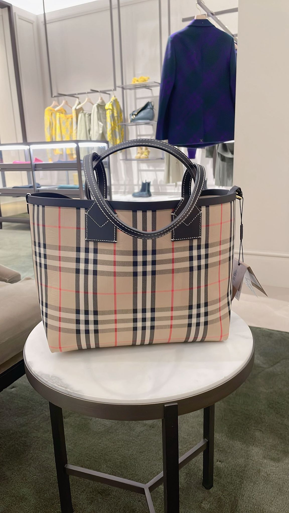 Burberry London Tote -reversible small