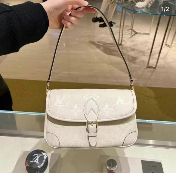 Louis Vuitton Dianne in Emp leather