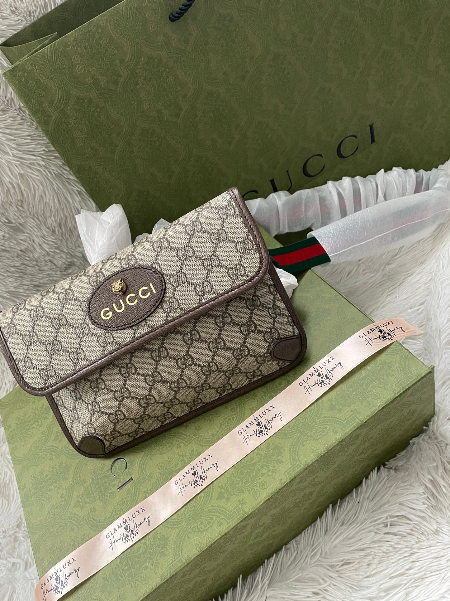 Neo Vintage GG Supreme belt bag